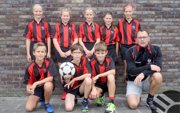 K.V. Mid-Fryslân / Jansma Burdaard D2 Seizoen 2020/2021