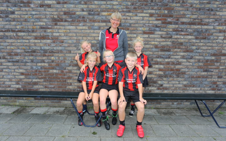 K.V. Mid-Fryslân / Jansma Burdaard E5 Seizoen 2018/2019