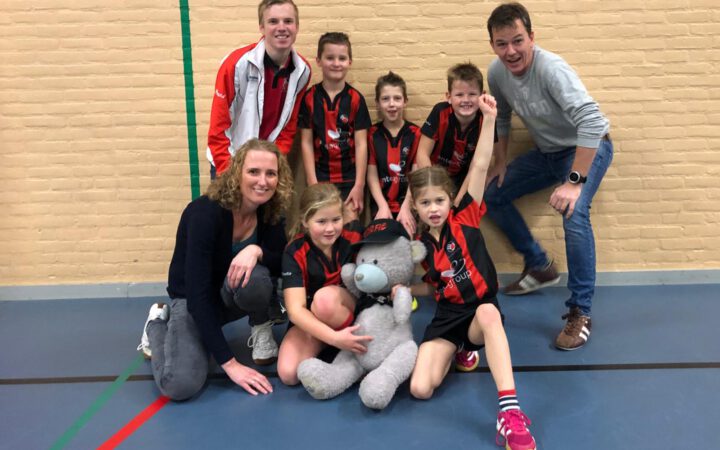 Teamfoto K.V. Mid-Fryslân / Jansma Burdaard E5 Seizoen 2019/2020