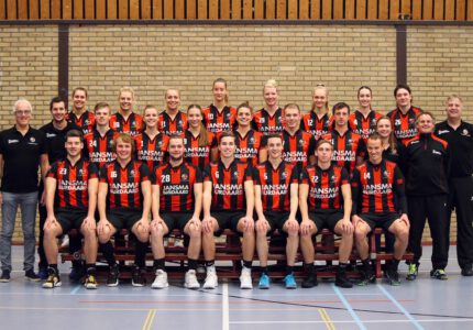 Teamfoto K.V. Mid-Fryslân / Jansma Burdaard Selectie Seizoen 2019/2020