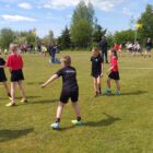 Schoolkorfbaltoernooi op het sportveld in Grou 15-05-2019