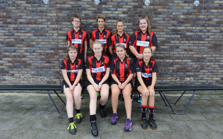 Teamfoto K.V. Mid-Fryslân / Jansma Burdaard B4 Seizoen 2019/2020